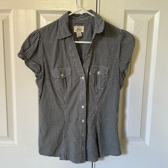 Levi's Tops - Levi’s woman blouse size small